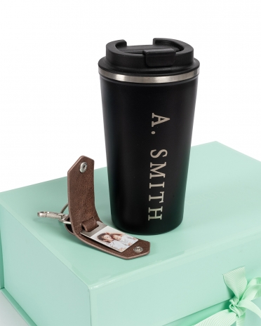 Termosmugg med gravyr och nyckelring med bild