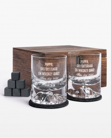 Vackra whiskyglas med underlägg, whiskystenar och trälåda