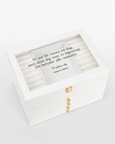 smyckesskrin med bra förvaring och personligt budskap