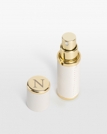 parfym refillflaska med personlig gravyr