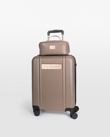 Set med kabinväska och resenecessär