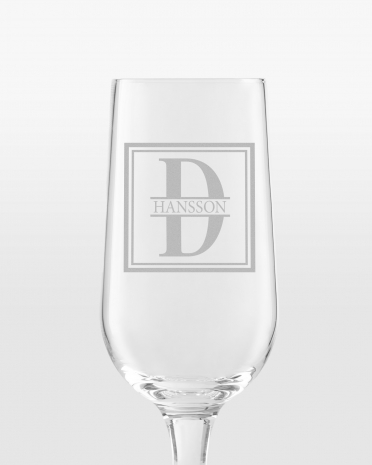 Personligt graverat ölglas med namn