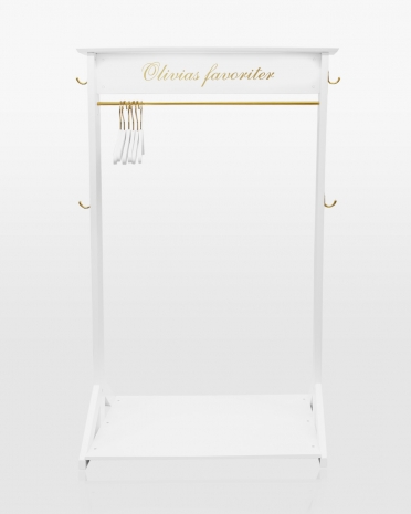 Klädställning med namn för barn som trycks med valfri text