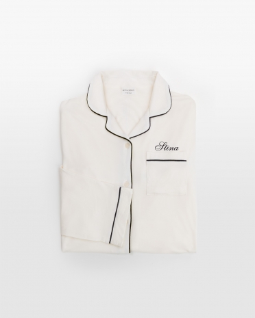 nattskjorta för barn som märks med namn