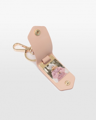 Nyckelring i rosa med valfri bild