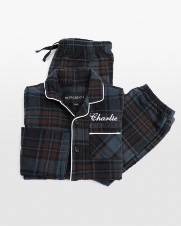marinblå flanellpyjamas med namn