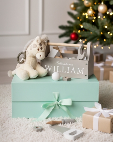 julklapp med namn - set med speldosa och verktygslåda