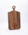 jaktmotiv graverat med namn på en exklusiv serveringsbräda i valnöt