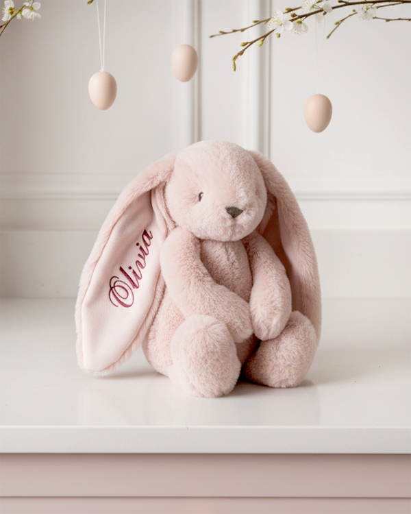 Rosa gosedjur med namn till påskpresent