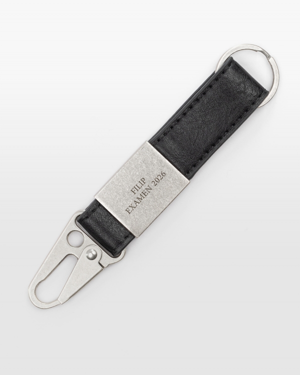 Graverad nyckelring - perfekt examenspresent
