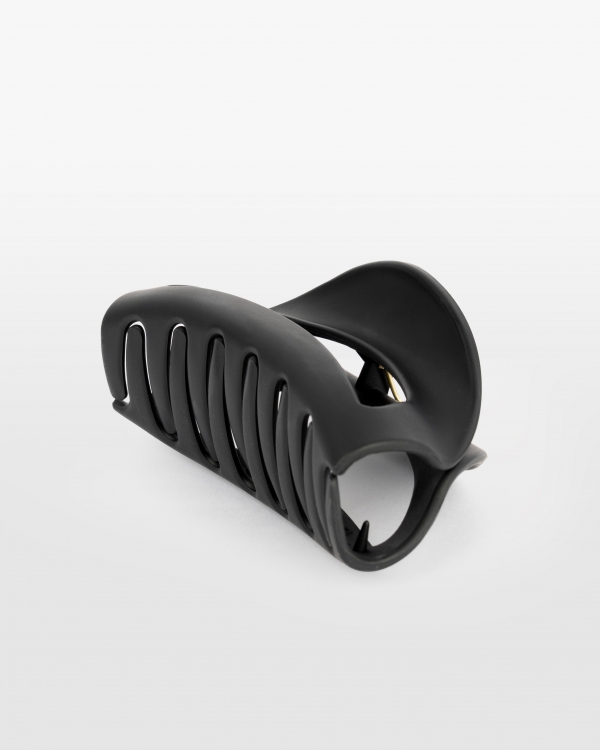 Svart hårklämma i bra kvalitet