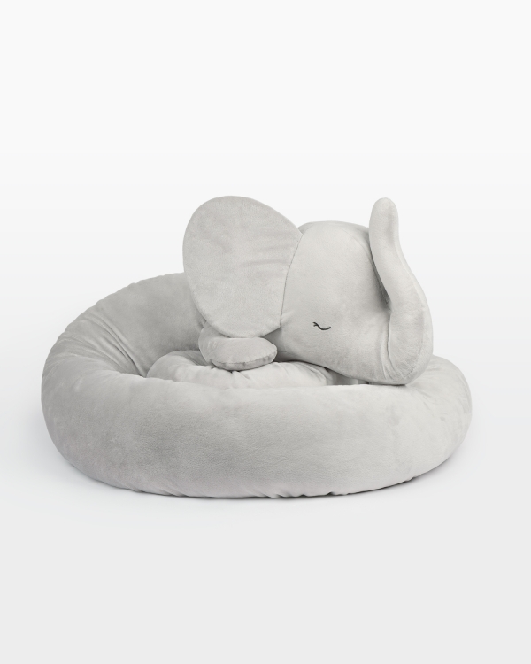 Sovorm med elefantmotiv