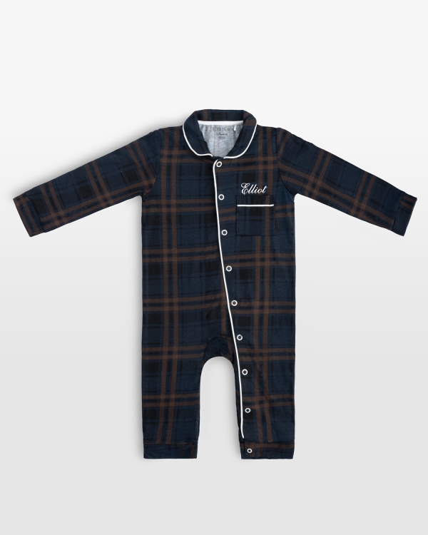 Mörkblå babypyjamas med namn