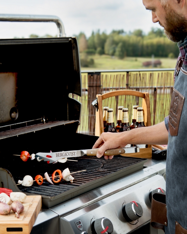 grillredskap med personlig gravyr