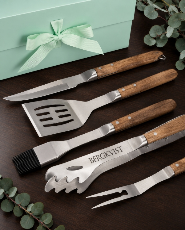 Graverat BBQ Grillset i Presentlåda, 5 Delar