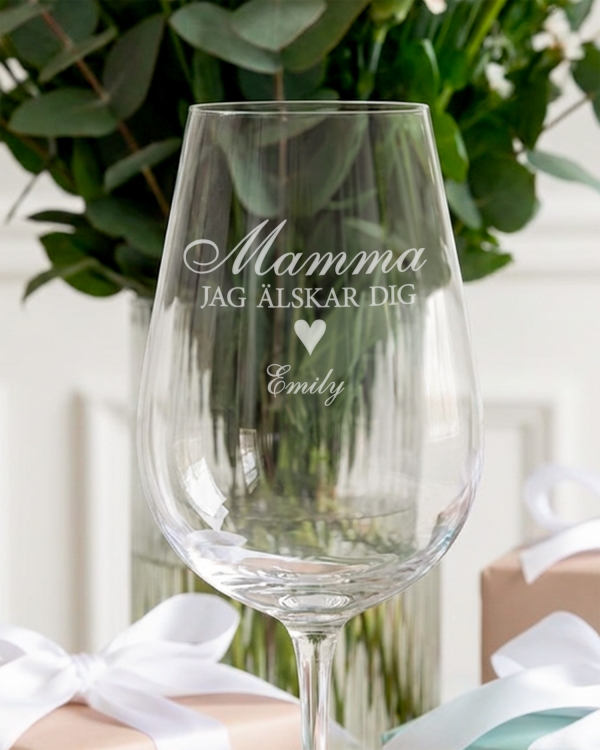 Personligt graverat vinglas till mamma