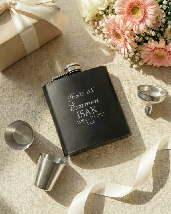 Svart fickplunta i rostfritt stål med personlig gravering