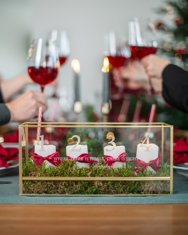 ljuslykta med gravyr