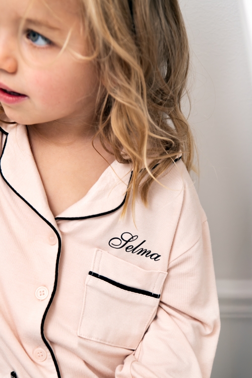 barnpyjamas med namn