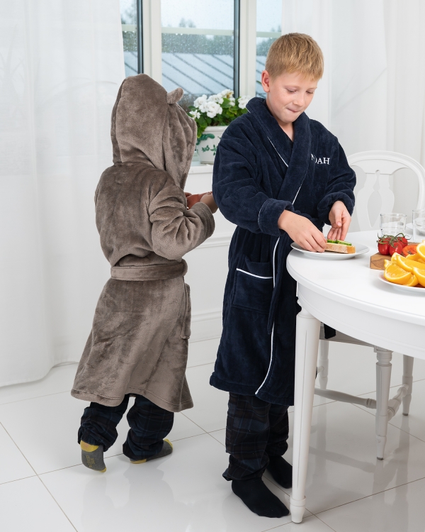 Marinblå badrock för barn med namn