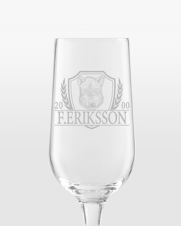 Personligt graverat ölglas med namn, årtal och jaktmotiv