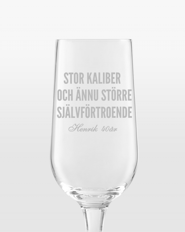 Graverat ölglas med personlig gravyr