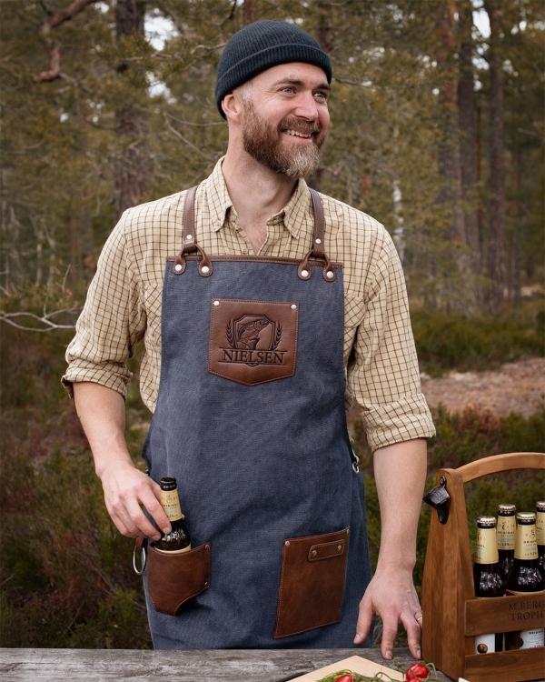 förkläde med jakttema och namn
